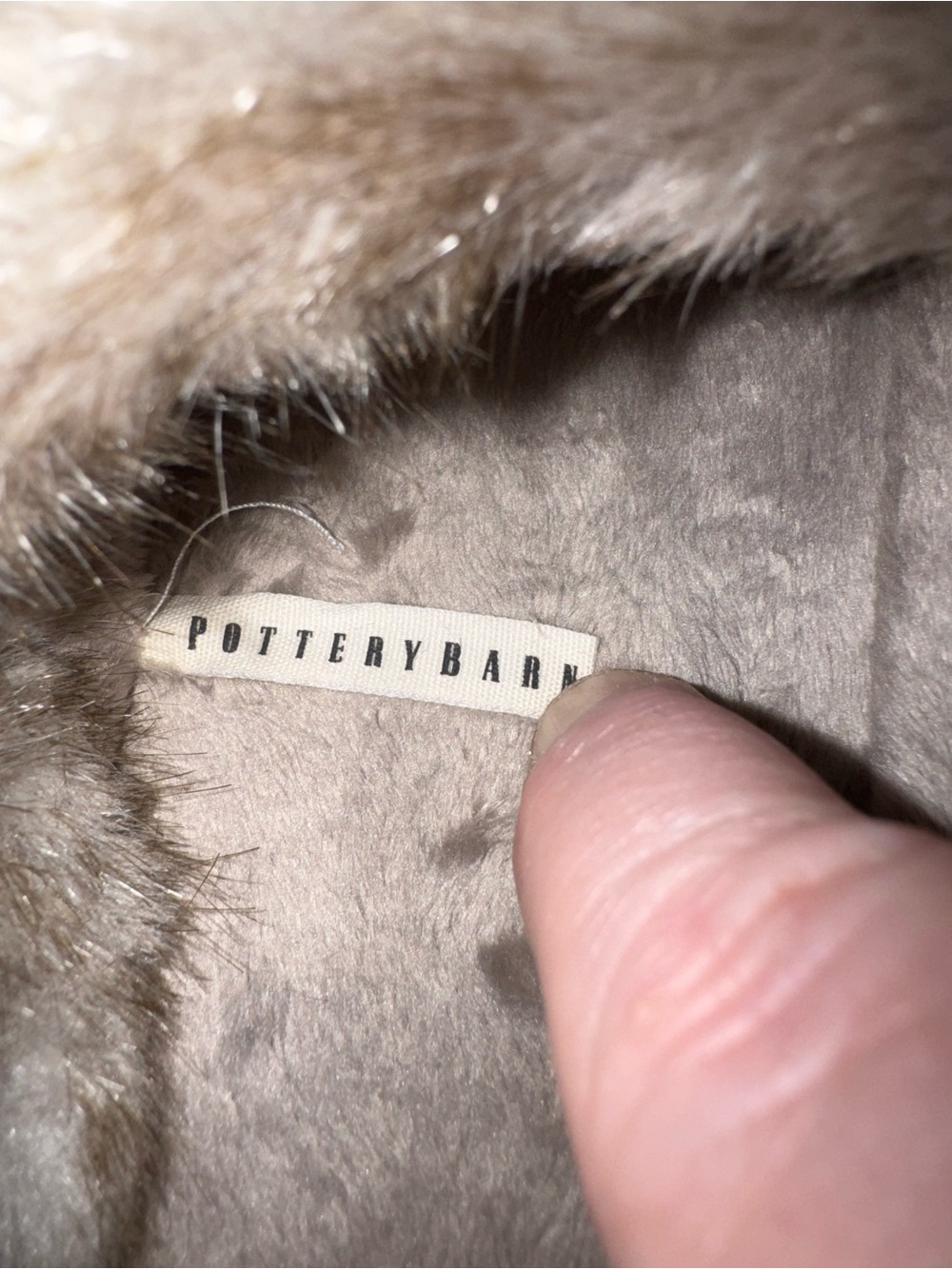 Pottery Barn Women's Faux-Fur Gray Slip-On Slippers - Picture 8 of 9